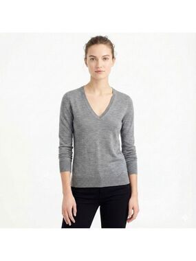 J. CREW 100% Merino Wool Extra Fine Knit Vee Neck Grey Pullover Sweater Sz XXS
